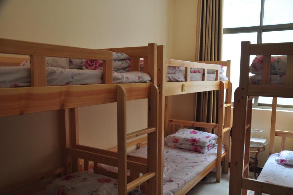 Dengfeng Climb International Youth Hostel Zimmer foto
