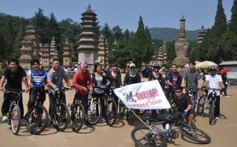 Dengfeng Climb International Youth Hostel Exterior foto